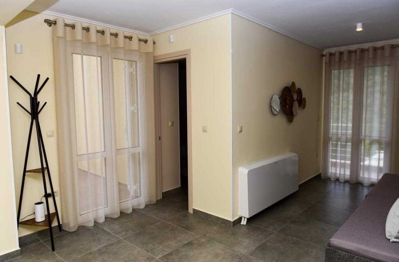 Nikole'S Villas Luxury 180M2 Tiros Exterior photo